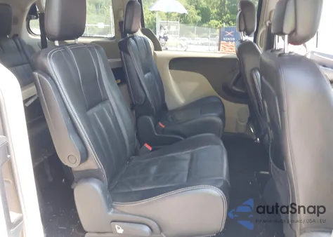 2014 Chrysler Town & Country Touring z USA, uszkodzony, nr VIN 2C4RC1BG3ER436319